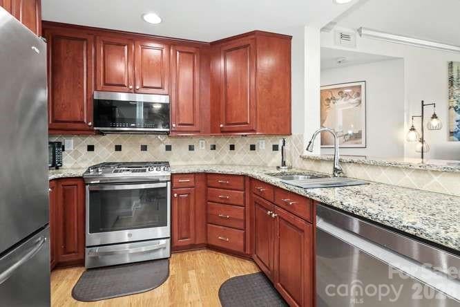 401 N Church St #607, Charlotte, NC 28202