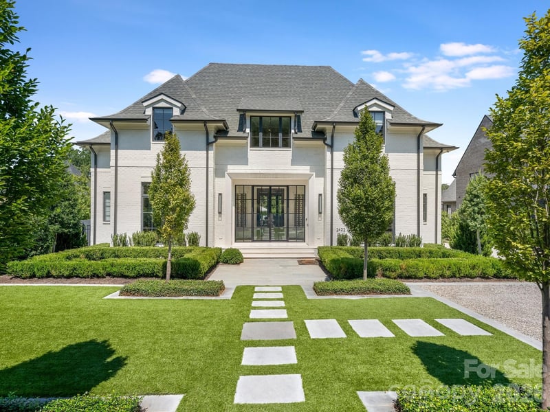 2422 Ferncliff Rd, Charlotte, NC 28211