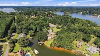 4830 N Center St, Hickory, NC 28601