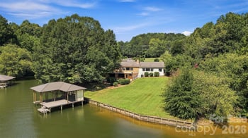 4830 N Center St, Hickory, NC 28601