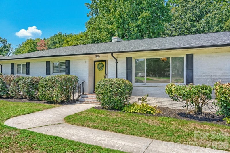 6607 Indian Ln, Charlotte, NC 28213