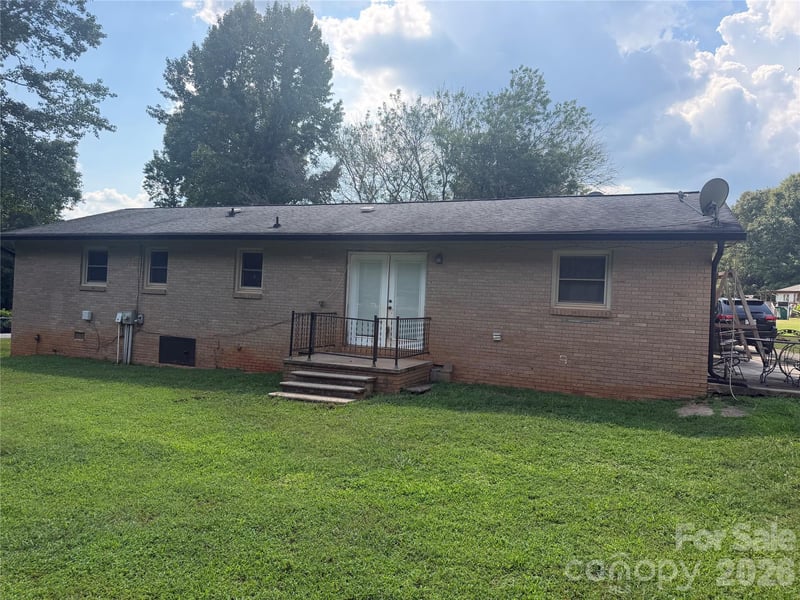 344 Pearson St, Blacksburg, SC 29702