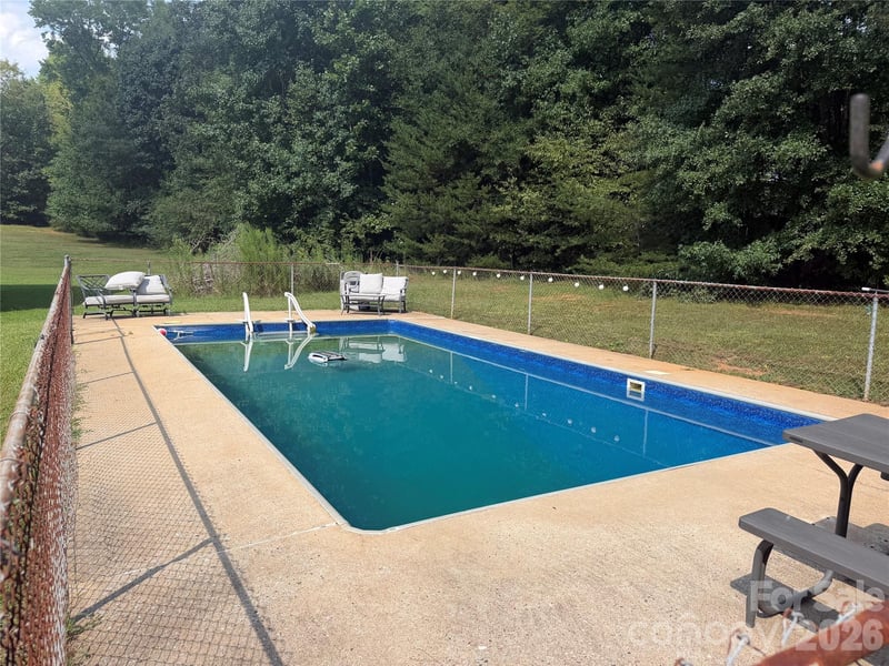 344 Pearson St, Blacksburg, SC 29702