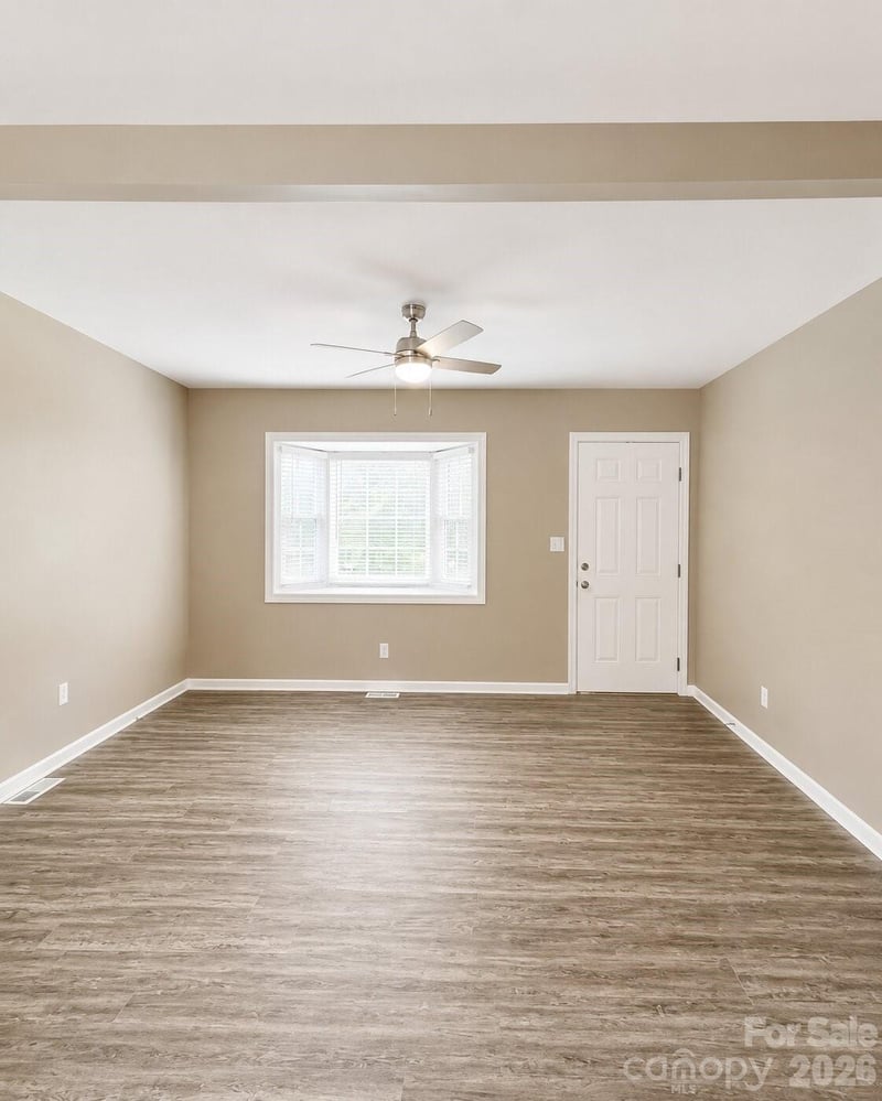 2756 Coronet Way, Charlotte, NC 28208