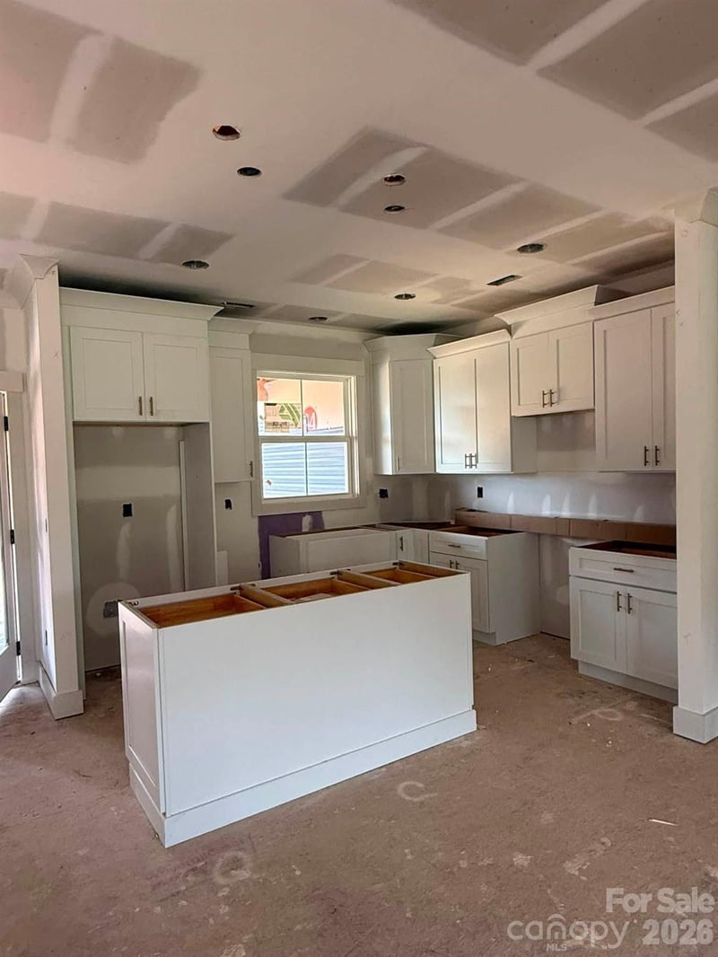 202 Northbrook Iii School Rd, Vale, NC 28168