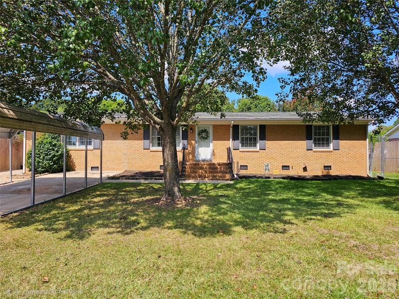 517 Mcdowell Dr, Chester, SC 29706