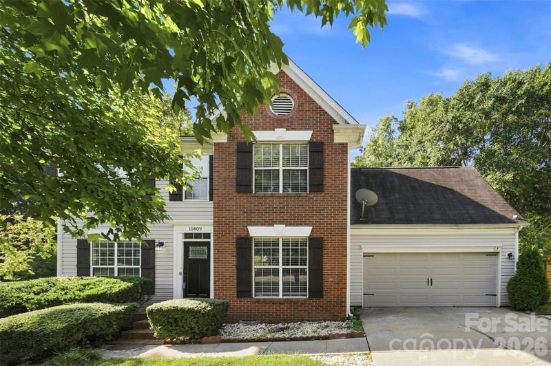 10409 Northwoods Forest Dr, Charlotte, NC 28214