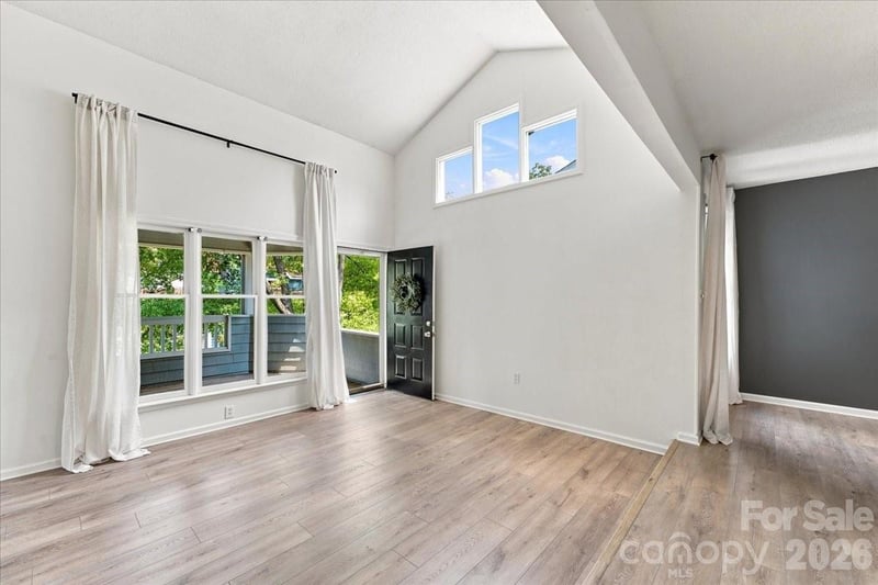 419 W 8th St #59, Charlotte, NC 28202