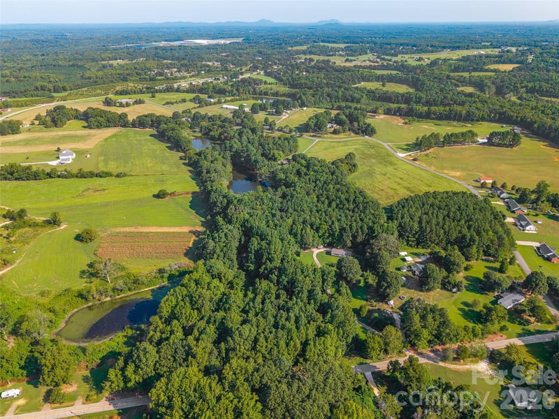 1662 Springlake Rd, York, SC 29745