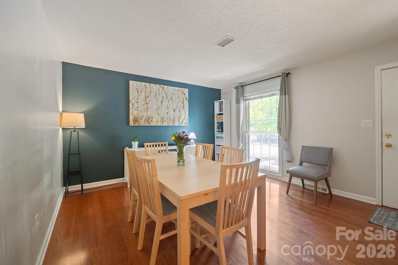 1414 Jodhpur Ct, Charlotte, NC 28212