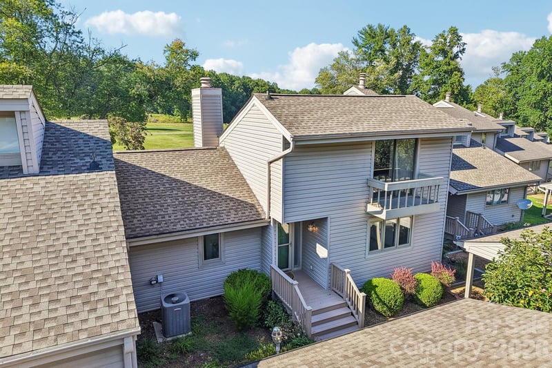 18 Foxmoor Ct, Etowah, NC 28729