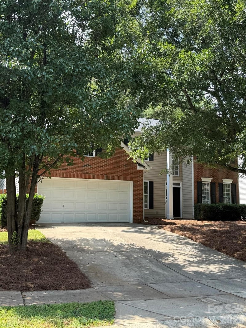 17234 Georgian Hall Dr, Charlotte, NC 28277