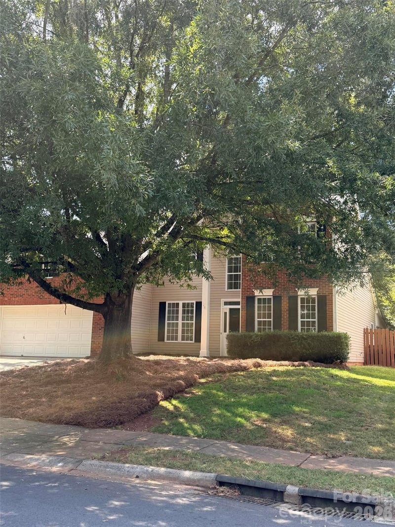 17234 Georgian Hall Dr, Charlotte, NC 28277