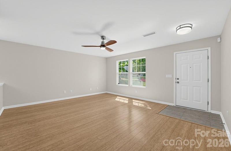 9830 Eagle Feathers Dr, Charlotte, NC 28214