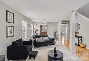 5616 Linda Vista Ln, Charlotte, NC 28216