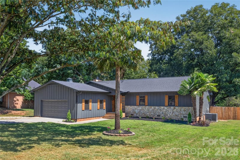 129 Mooreland Rd, Mooresville, NC 28117