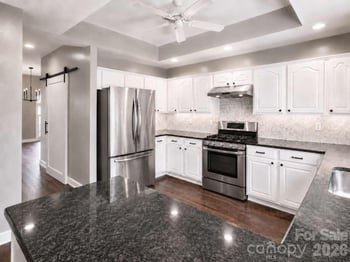 12512 Cliffcreek Dr, Huntersville, NC 28078