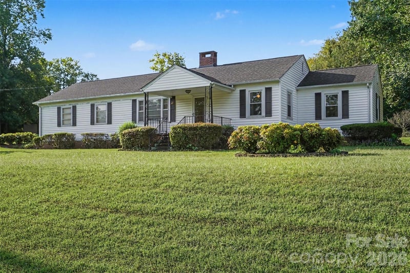968 Hampton Grace Ave, Lancaster, SC 29720