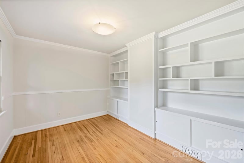9436 Glen Brook Dr, Charlotte, NC 28215