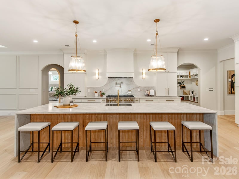 437 Blairmore Dr, Charlotte, NC 28211