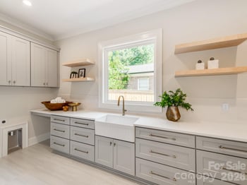 437 Blairmore Dr, Charlotte, NC 28211
