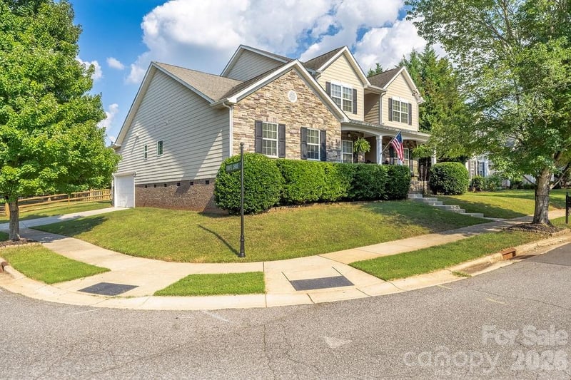 6519 Olmsford Dr, Huntersville, NC 28078