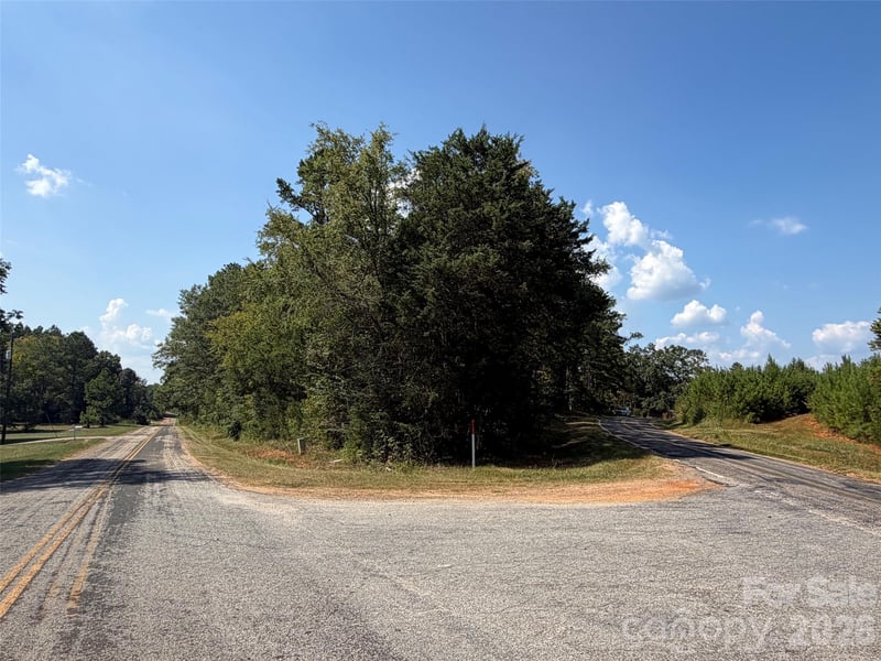2806 Quinn Rd, Chester, SC 29706