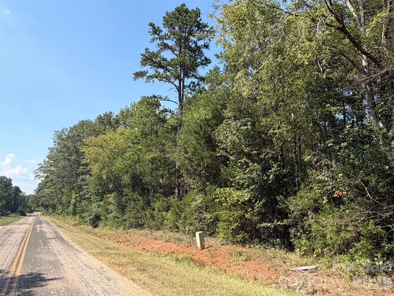 2806 Quinn Rd, Chester, SC 29706