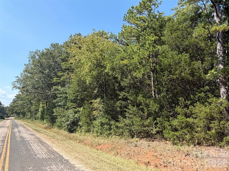 2806 Quinn Rd, Chester, SC 29706