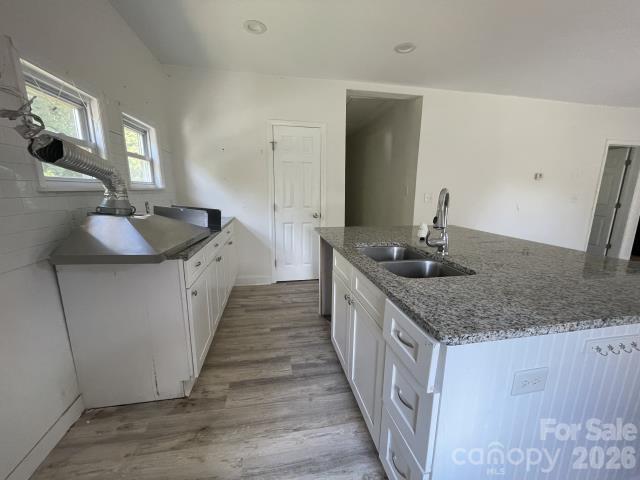 308 Oakland Ave, Belmont, NC 28012