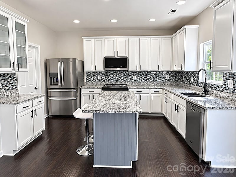 2234 Savannah Hills Dr, Charlotte, NC 28105