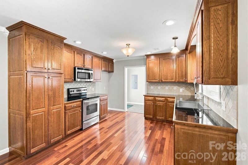 4617 Old Plank Rd, Iron Station, NC 28080