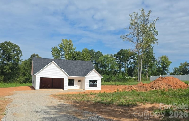 3373 Red Doc Rd, Lancaster, SC 29720