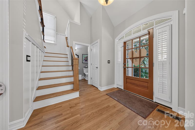 9605 White Hemlock Ln, Charlotte, NC 28270