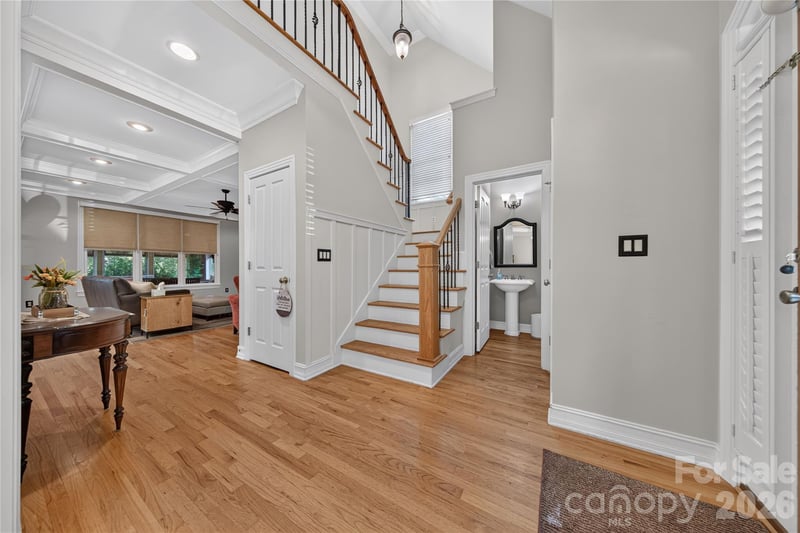 9605 White Hemlock Ln, Charlotte, NC 28270