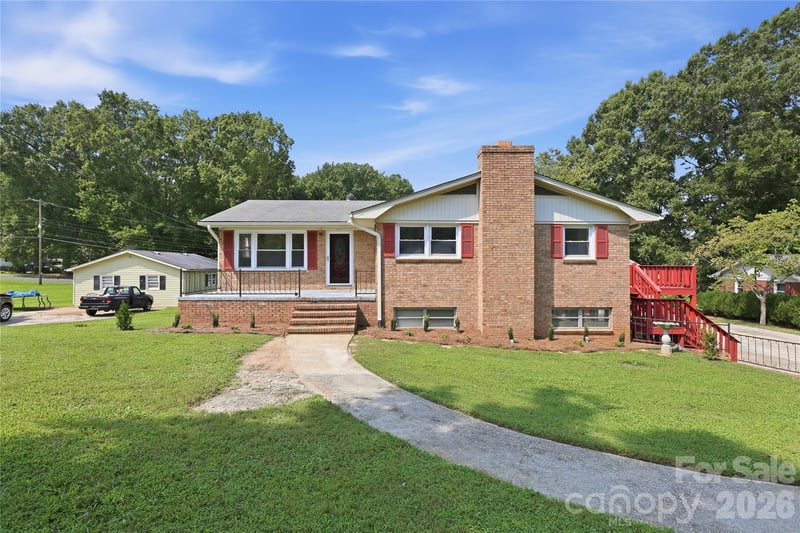 1014 Hoke St, Kannapolis, NC 28081