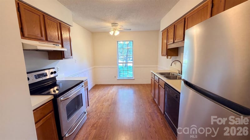 6223 Sunbridge Ct, Charlotte, NC 28269