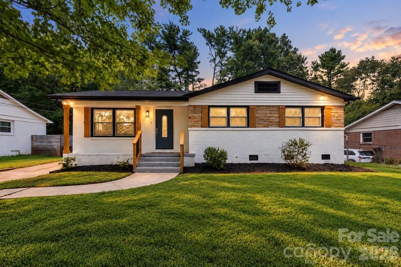 1539 Starbrook Dr, Charlotte, NC 28210