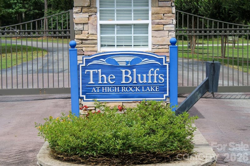 238 Bluff Ln, Salisbury, NC 28146