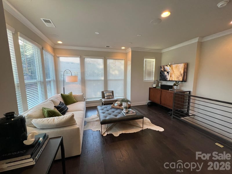 223 Uptown West Dr, Charlotte, NC 28208