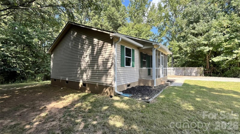 828 Cornelius Rd, Mooresville, NC 28117