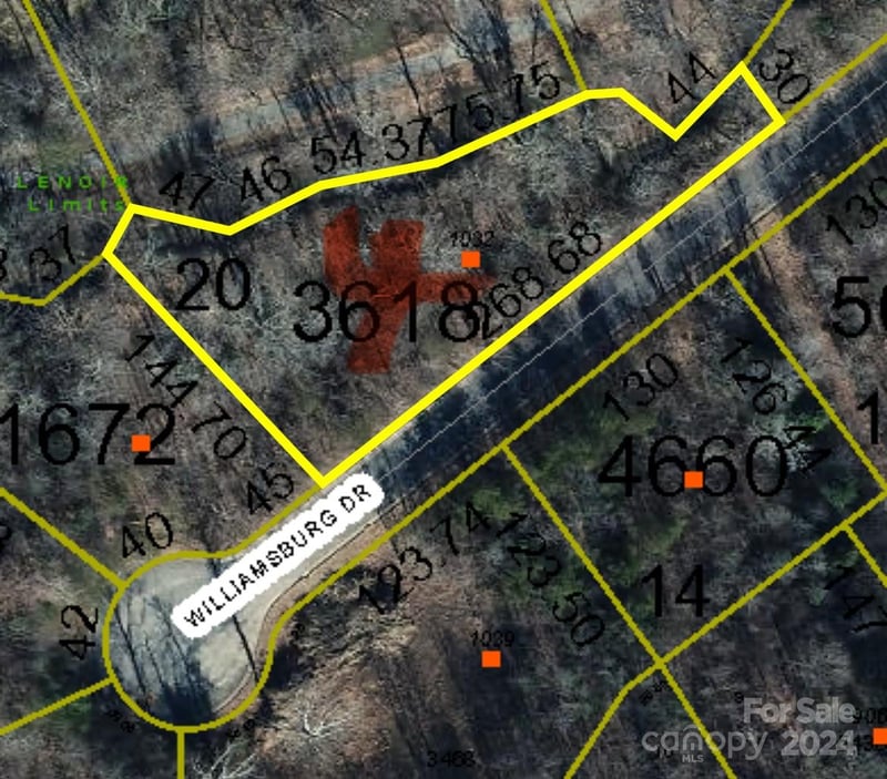 1032 Williamsburg Dr, Lenoir, NC 28645