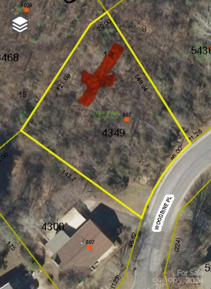 906 Woodbine Pl, Lenoir, NC 28645