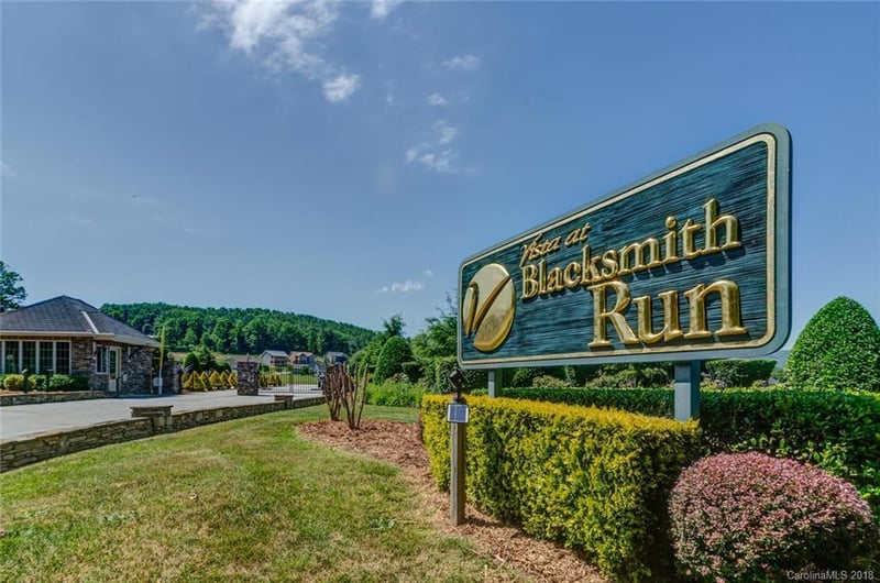 86 Copper Crest Cir #86, Hendersonville, NC 28792