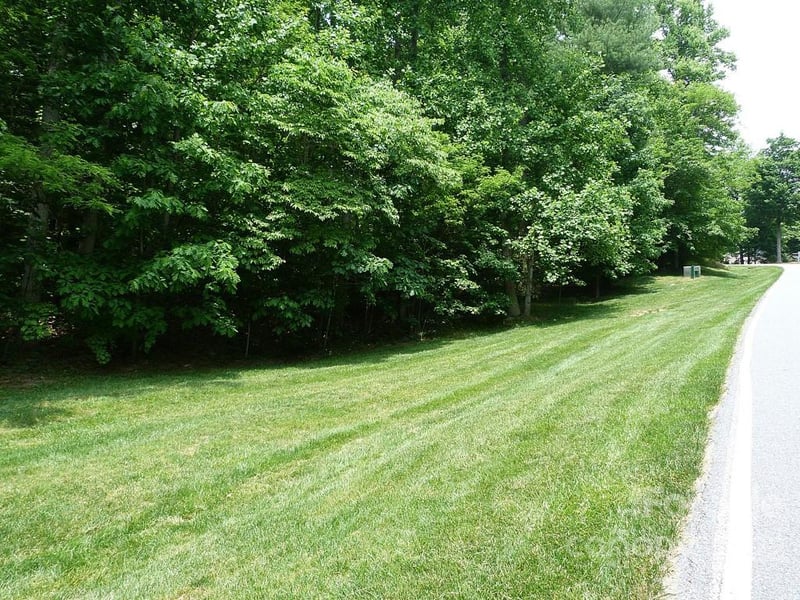 201 Bent Pine Tc #180, Hendersonville, NC 28739