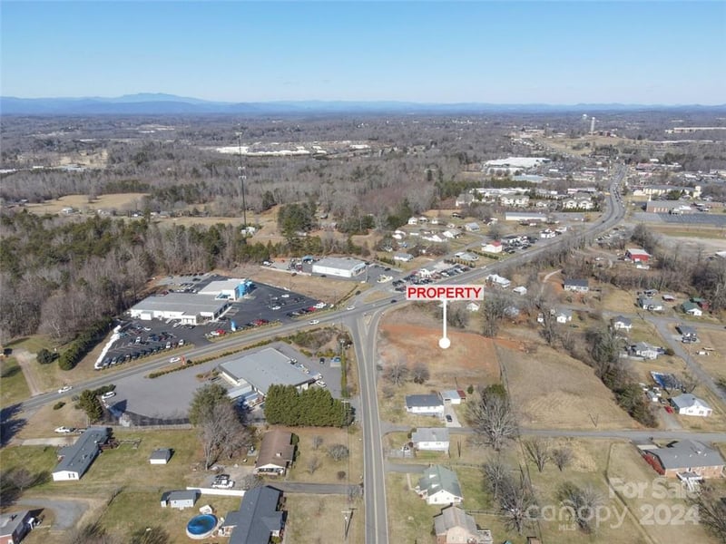 307 Salem Rd, Morganton, NC 28655