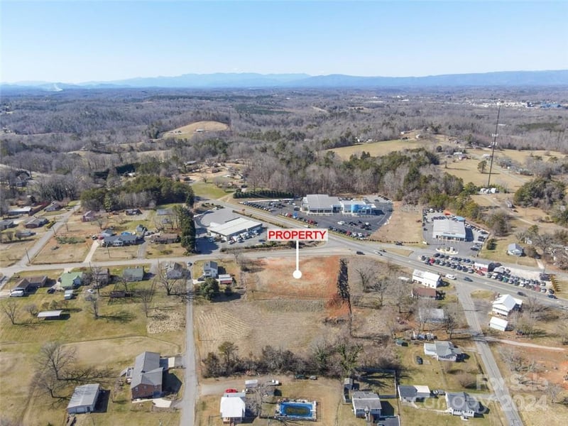 307 Salem Rd, Morganton, NC 28655