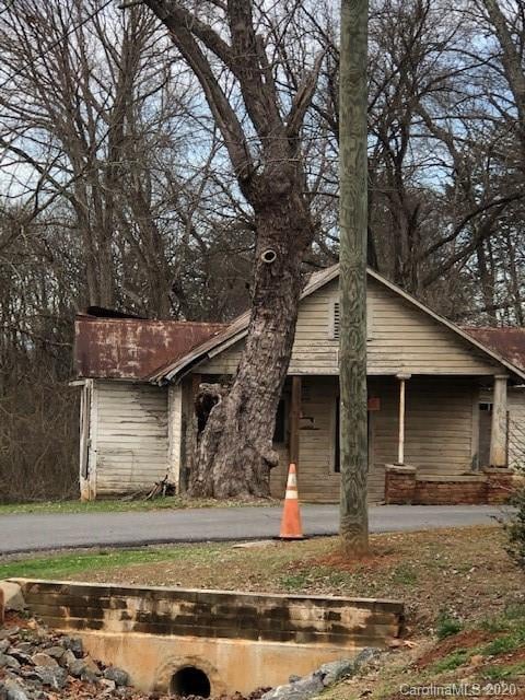 1012 Burkemont Ave, Morganton, NC 28655