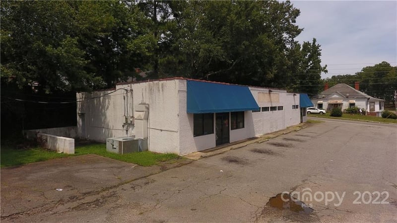 804 Camden Rd, Wadesboro, NC 28170