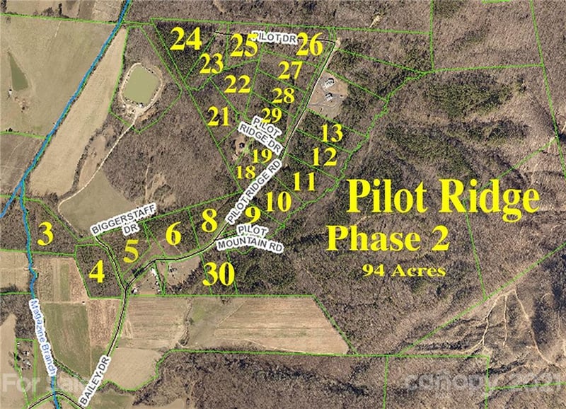 429 Pilot Ridge Rd #28, Nebo, NC 28761